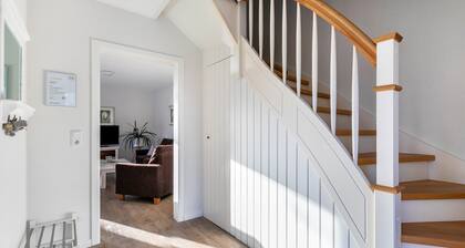Ferienwohnung 'Hinnerk' mit Gemeinschaftsterrasse, Garten und Wi-Fi