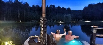 Lakeside Family Getaway – Modern Home with Private Pond