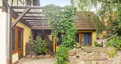'1 Room' Apartment with Private Terrace and Wi-Fi