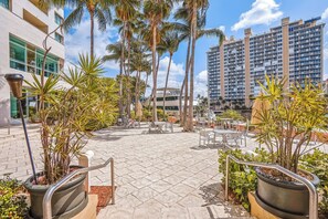 Exterior - Luxury Hotel GalleryOne by The Sea-Fort Lauderdale (Fort Lauderdale)