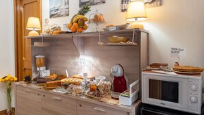 Room, 1 Bedroom, Smoking, Patio | Interior - Room-la Baia Room B&B Controvento (Porto Cesareo)
