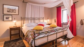 4 Schlafzimmer, Bügeleisen/Bügelbrett, kostenloses WLAN, Bettwäsche