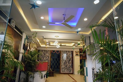 Moon Palace