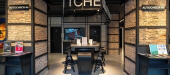 The Central House Granada Elvira Hostel