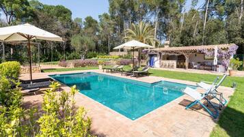 House | Kolam renang