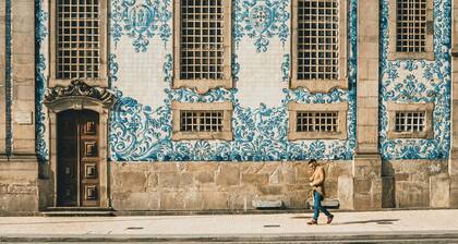 Garden-Level Studio in Porto’s Heart