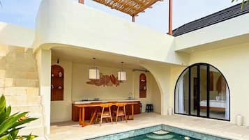 One-Bedroom Villa with Rooftop | Private pool