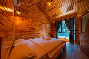 Bàn, khu vực làm việc phù hợp cho laptop 