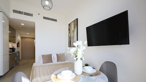 Unclassified image, 5 of 37, button - Modern Elegance Studio in Azizi Riviera (Dubai)