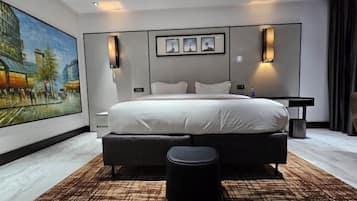 Family Apartment, Balcony, City View | 1 bilik tidur, meja, ruang kerja komputer riba