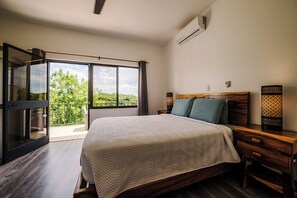 3 bedrooms, WiFi (free), bed sheets