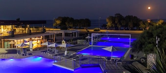 Gennadi Seaside Resort
