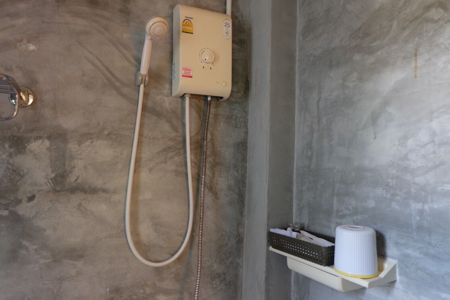 Shower, towels, soap, shampoo