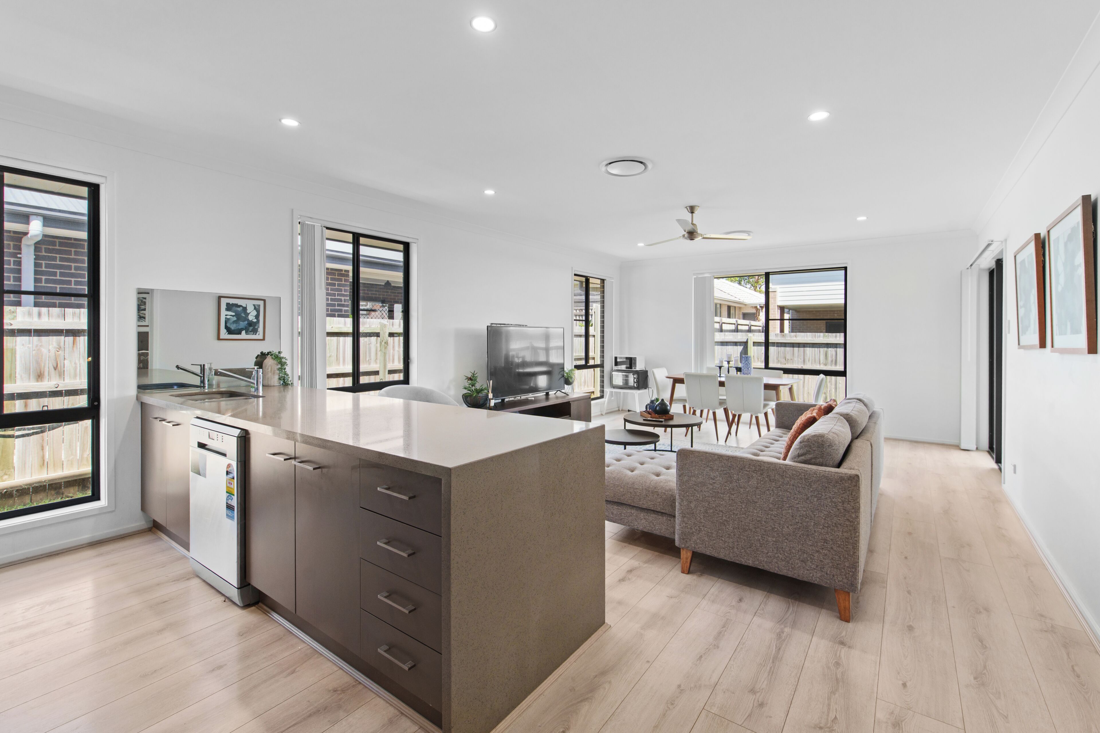 تلفزيون ذكي