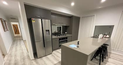 Gold Coast Oasis – 4BR Villa in Coomera