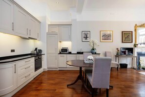 Fridge, microwave, dishwasher, toaster
