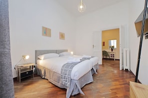 House | 4 bedrooms - Giuliana Giant Apartment (Rome)
