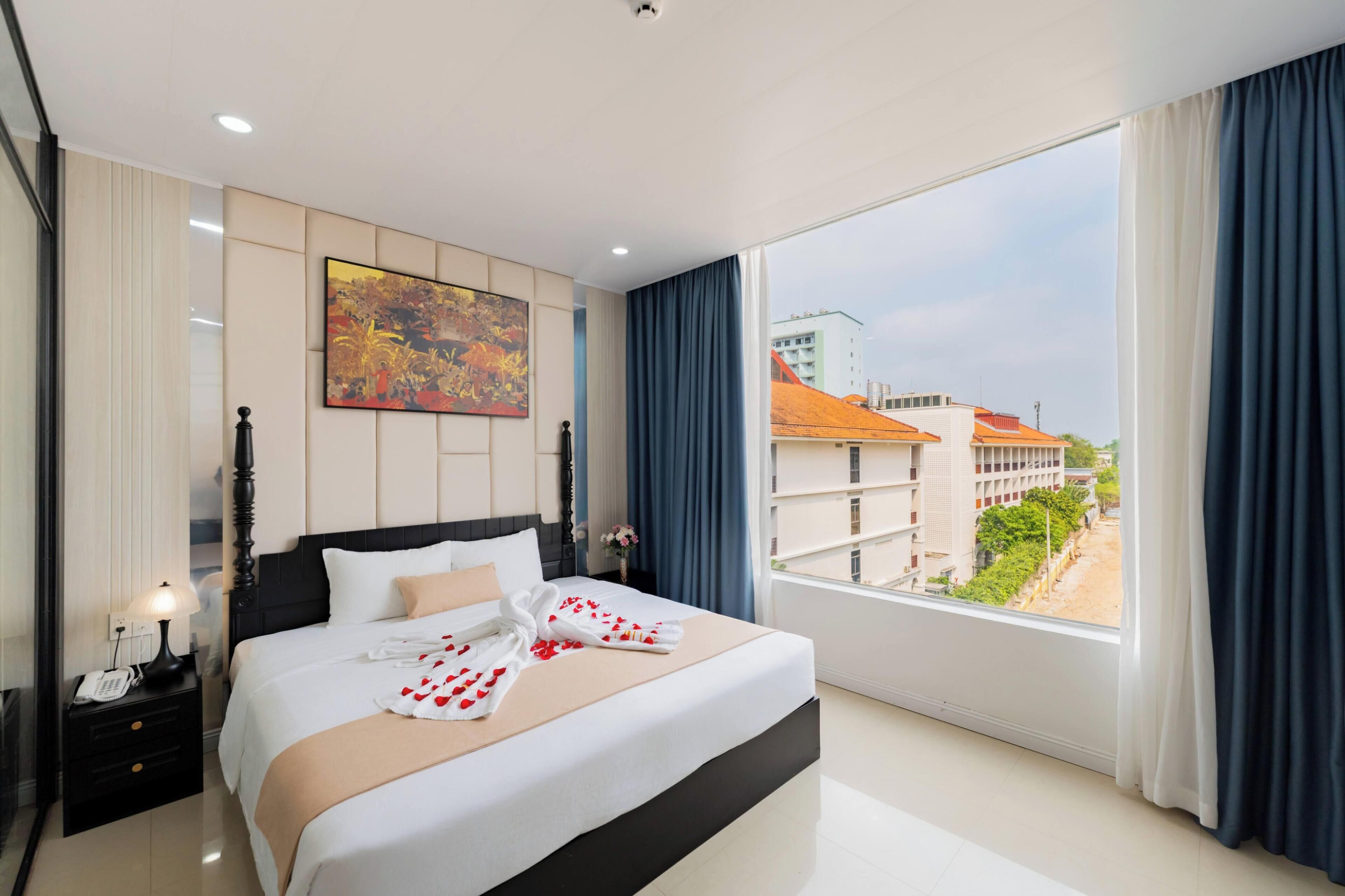 Executive-studio | Ylelliset vuodevaatteet, memory foam -patjalliset sängyt