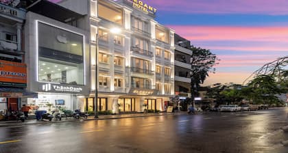 Elegant Hotel