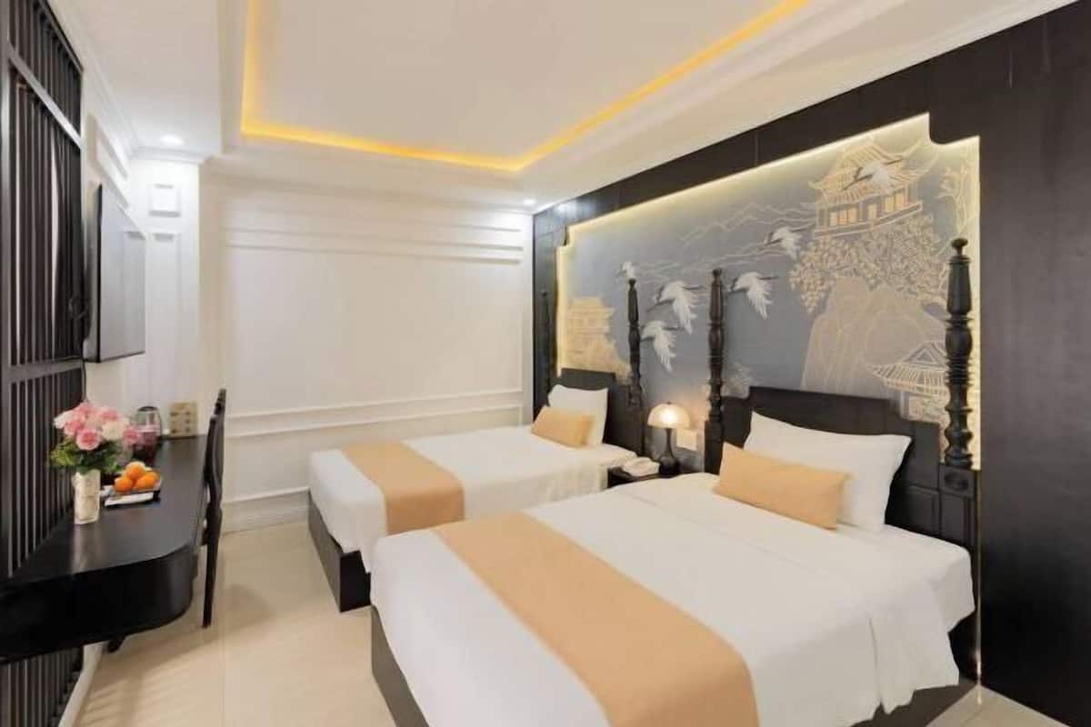 Ylelliset vuodevaatteet, memory foam -patjalliset sängyt