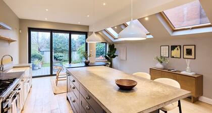 The Harlesden Haven - Stunning 4bdr With Garden
