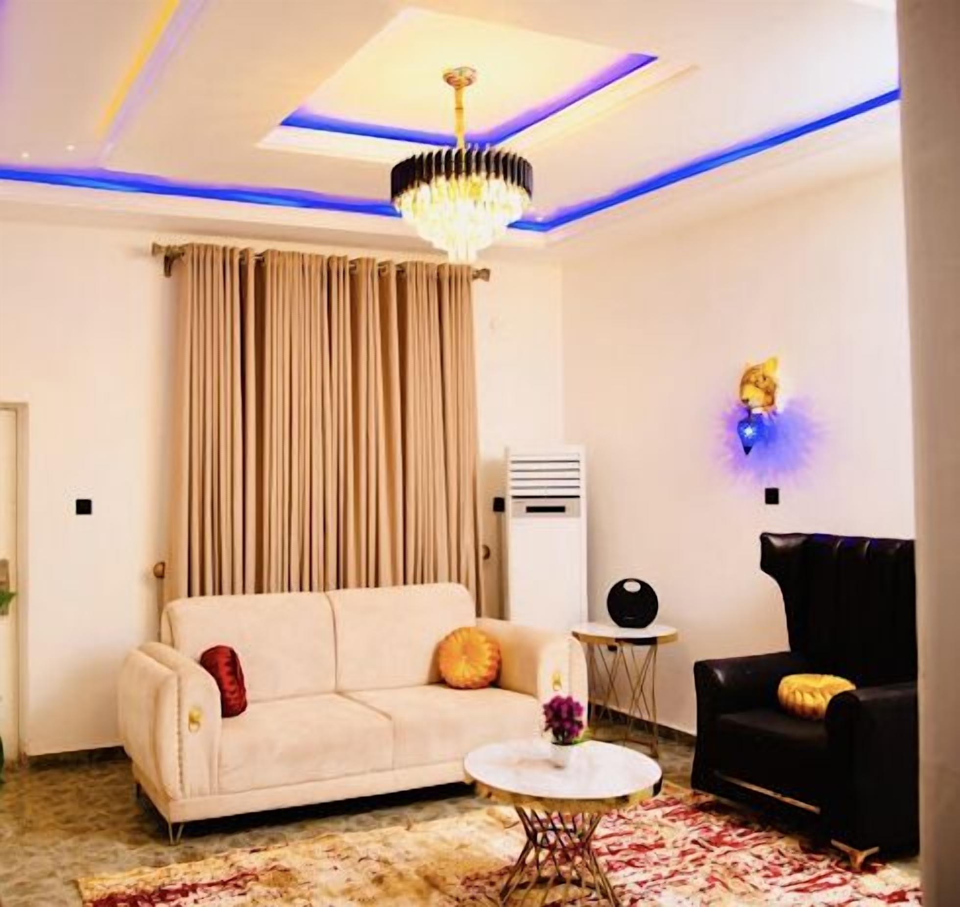 Appartement, balcon, vue ville | Coin séjour