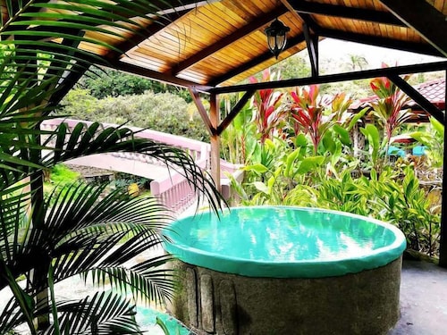 Rancho Rio Perlas Resort & Spa