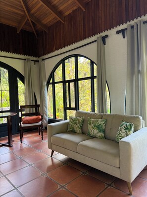 Bungalow, Mountain View | Minibar, bed sheets - Rancho Rio Perlas Resort & Spa (Dulce Nombre)