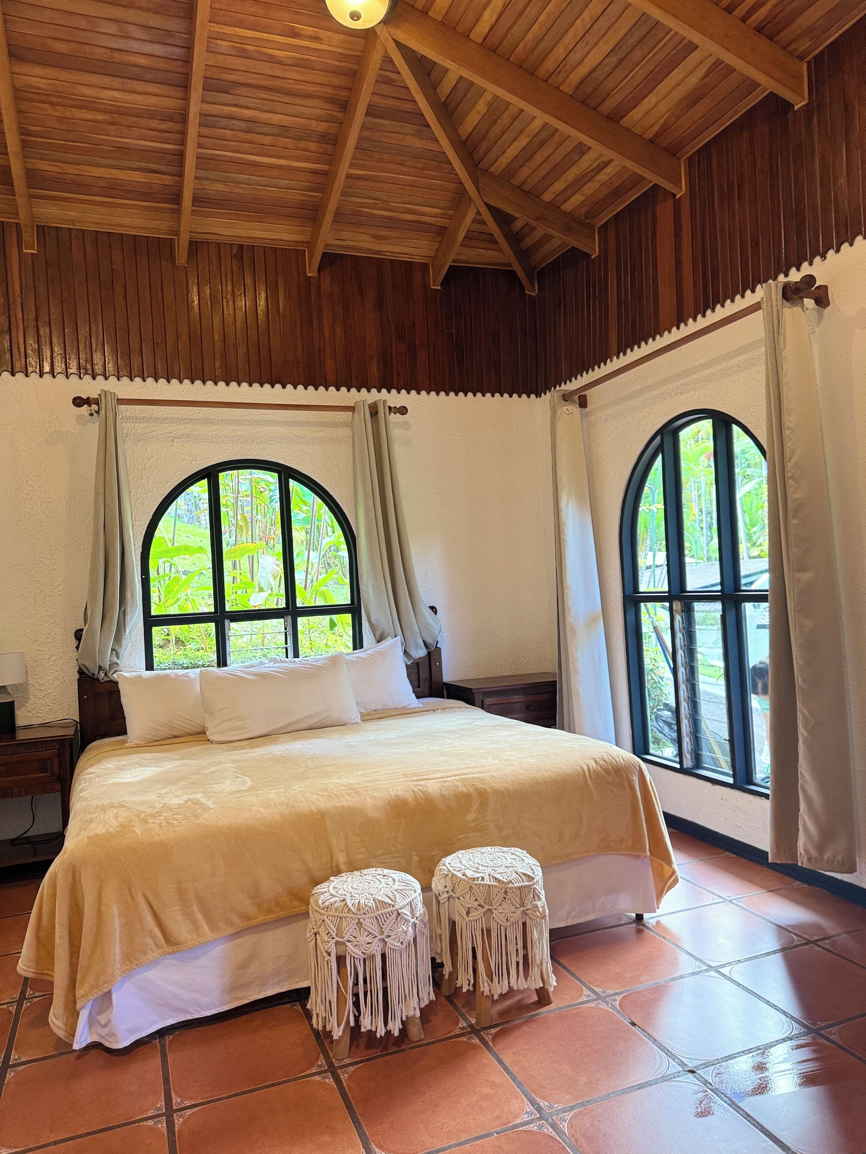 Bungalow, fjellutsikt | Minibar og sengetøy