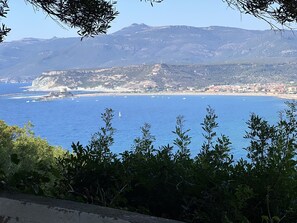 Dobbeltrom, privat bad | Utsikt fra overnattingsstedet