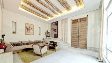 Suite superior | Zona de estar