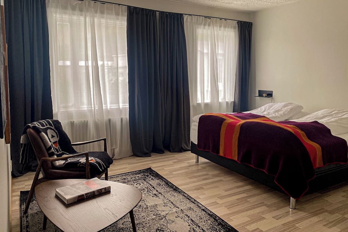 Habitación doble Deluxe, vista parcial al mar | Wifi gratis
