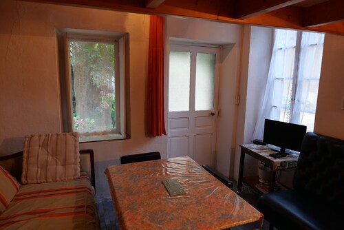 Studio with a view of the garden for 2 people