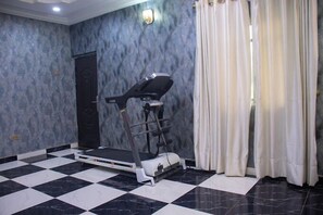 Gym - Mic - Della Apartment  (Enugu)