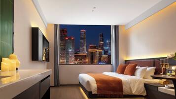 Classic Double Room | Premium bedding, down duvets, pillow-top beds, desk