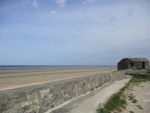 Beach nearby, sun-loungers