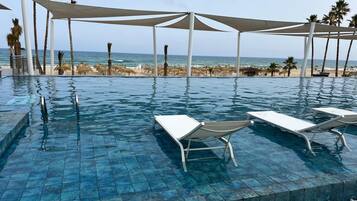 Indoor pool, seasonal outdoor pool
