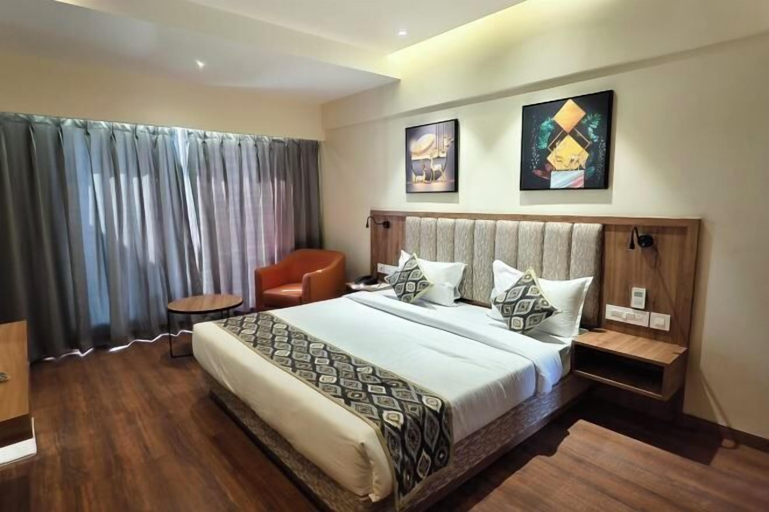 Skrivebord, strykejern/-brett, wi-fi (inkludert) og sengetøy