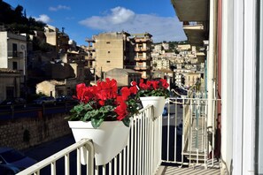 Property grounds - The Little White House (cozy little single house in the center) (Modica)