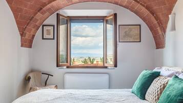 1 camera, ferro/asse da stiro, Wi-Fi, lenzuola