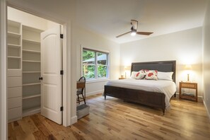 7 Schlafzimmer, Bügeleisen/Bügelbrett, kostenloses WLAN, Bettwäsche