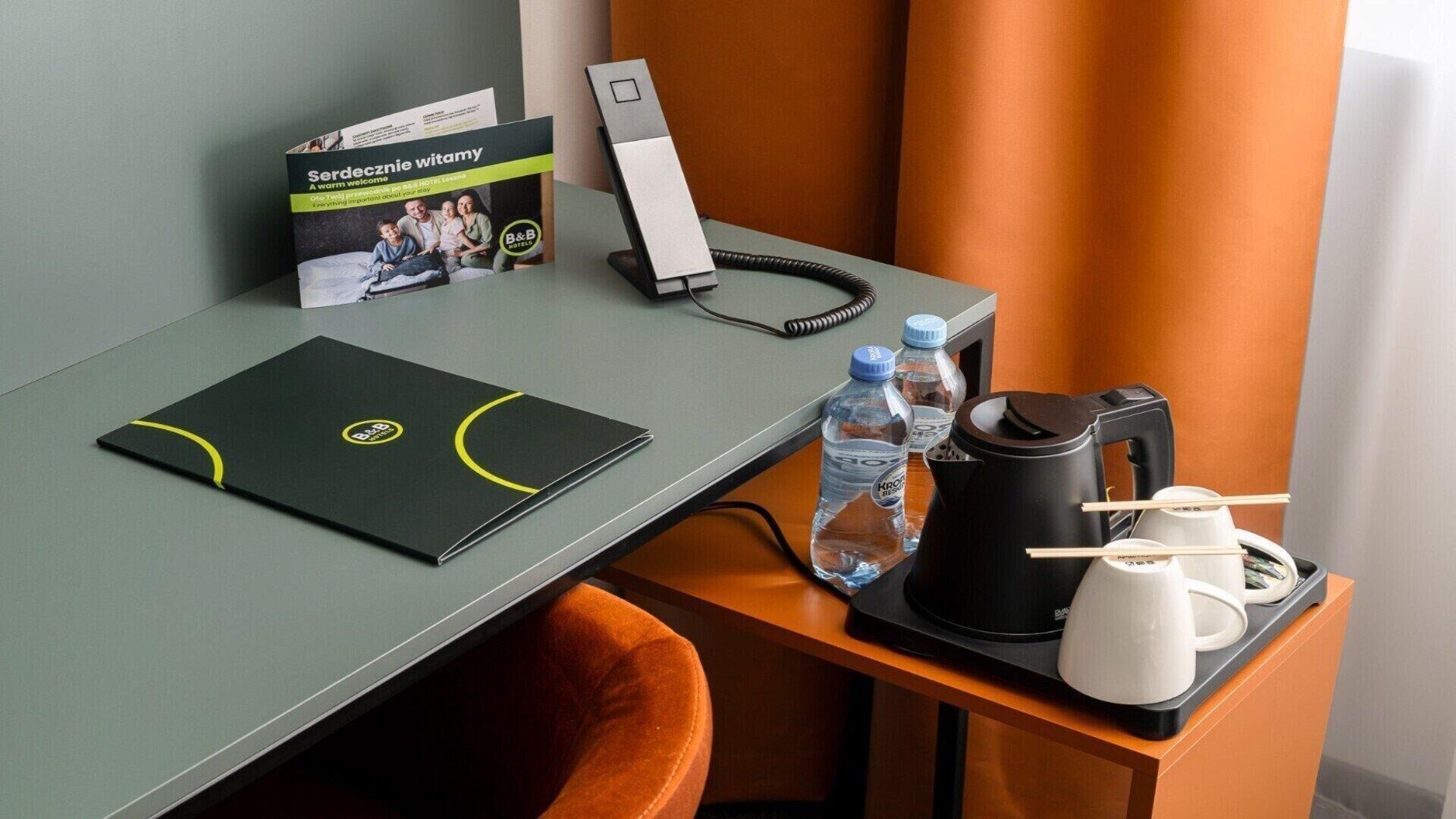 Schreibtisch, Verdunkelungsvorhänge, kostenloses WLAN, Bettwäsche