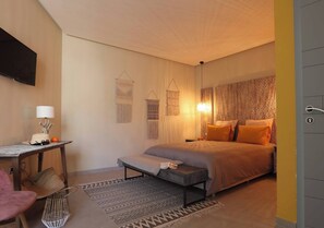 1 bedroom, iron/ironing board, WiFi, bed sheets - 6* seafront apartment with bay window (Agadir)