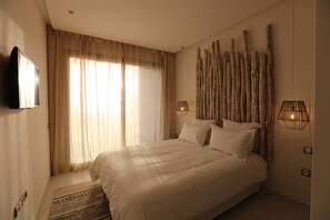 1 bedroom, iron/ironing board, WiFi, bed sheets - 8* seafront apartment with terrace (Agadir)
