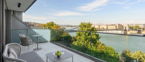 Luxury Studio | Balcony