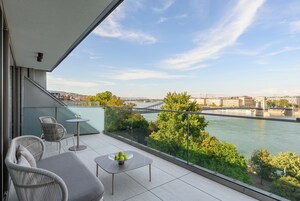 Luxury Studio | Balcony