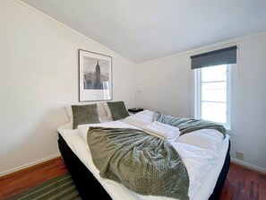 2 habitaciones, tabla de planchar con plancha y acceso a internet 