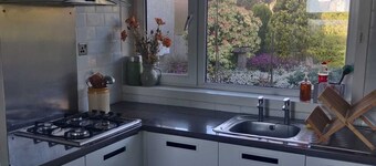 Beautiful period property with amazing views, spacious rooms and a large garden.
