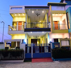 واجهة المنشأة