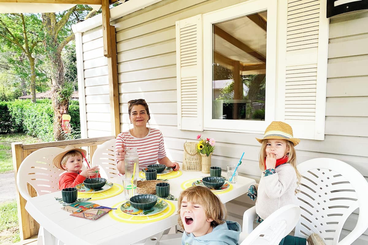 Comfort Mobile Home | Iron/ironing board, free WiFi